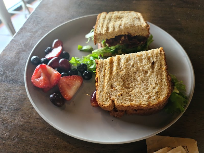 The Biscuit & The Bean Cafe