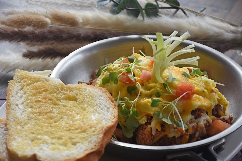 The Breeze Waterfront Cafe