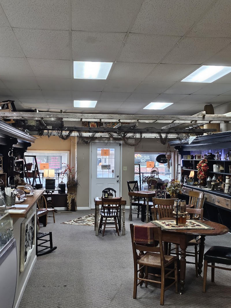 Treasure Cottage coffee, ice cream, antiques, and collectibles
