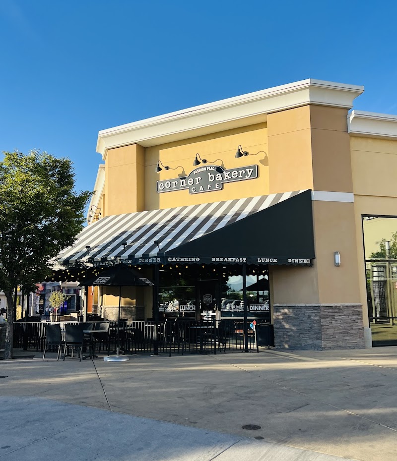 Corner Bakery Cafe