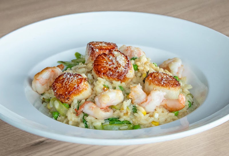 Cooper’s Hawk Winery & Restaurant