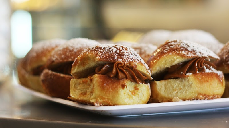 Enzo's Cafe And Bakery