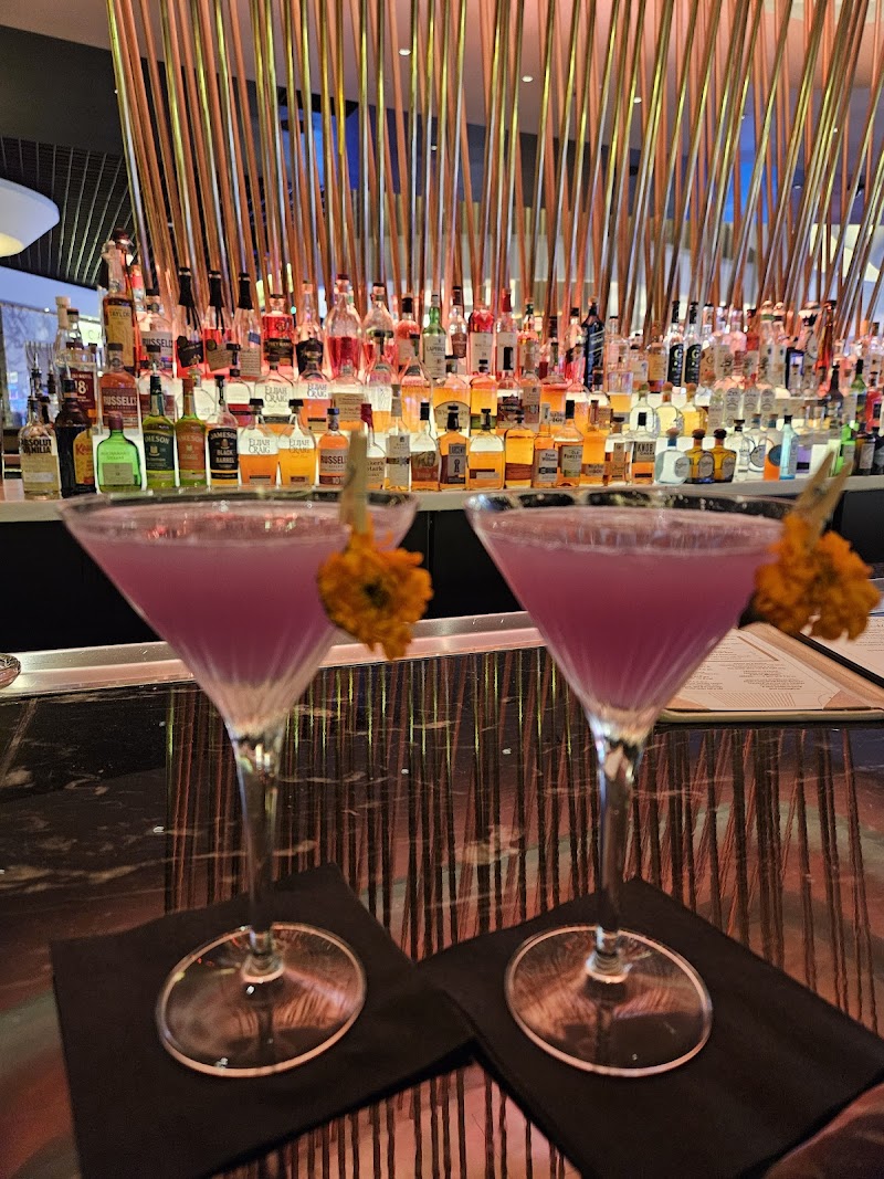 Vegas Vickie's Cocktail Lounge