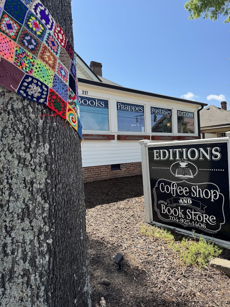 Editions - Coffee and Bookstore