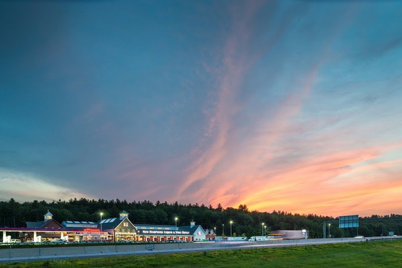 The Common Man Roadside South at the Hooksett Welcome Center and Irving Fuel