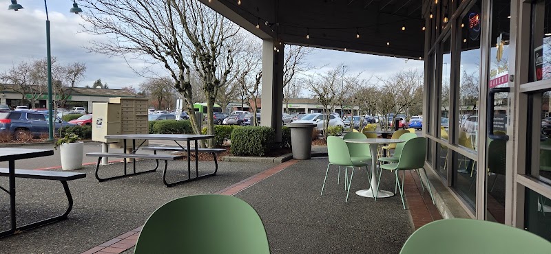 Elka Bee's Coffee Haus