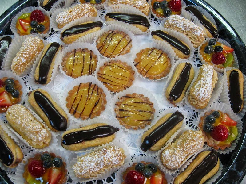 Cafe de Paris Bakery