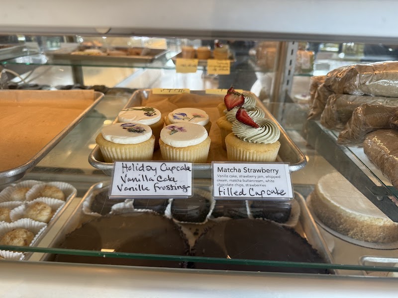 Ramone's Bakery & Cafe