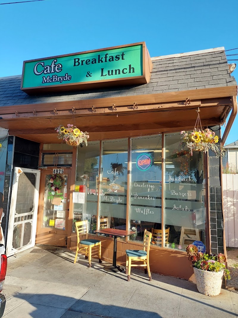 Cafe McBryde