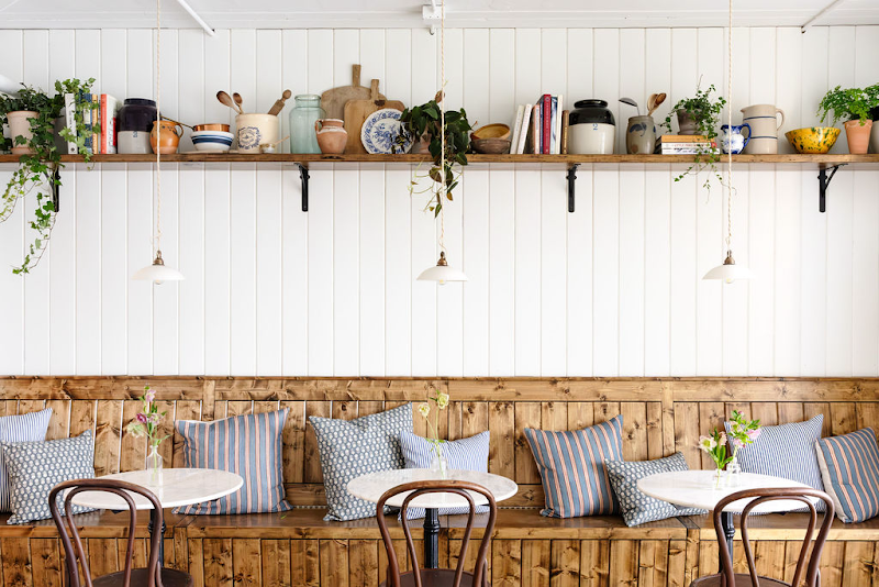 The Yellow Table Café