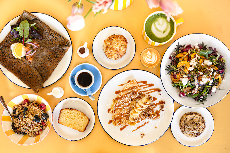 The Yellow Table Café