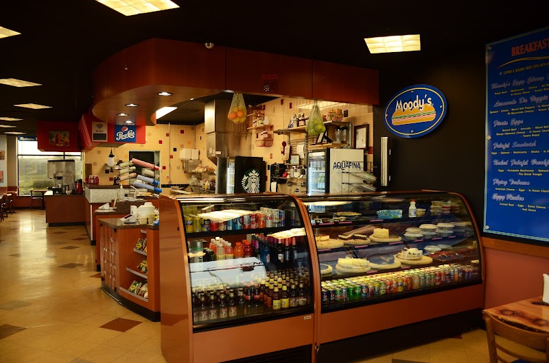 Moodys Subs and Sweets