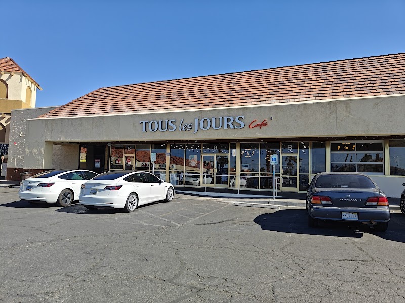 Tous Les Jours Cafe