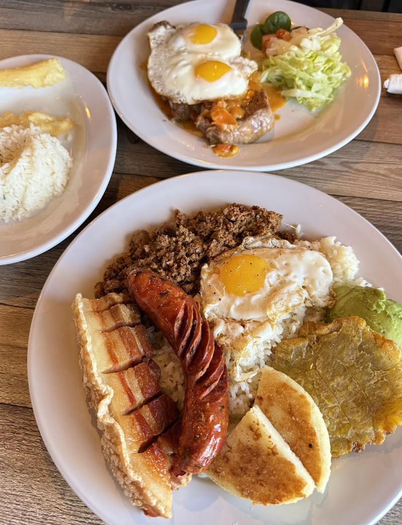 Los Kioskos - Colombian cuisine