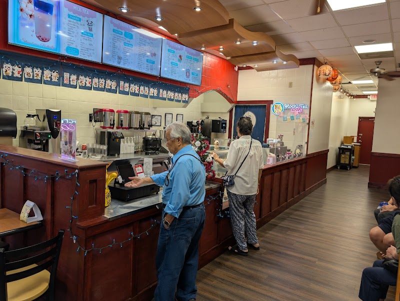 Mochi Tea Cafe (Boba Tea, Noodles, Ice Cream & Cakes)