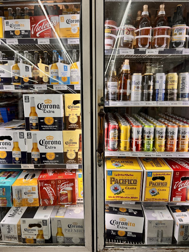 La Jalisciense Supermercado Y Taqueria