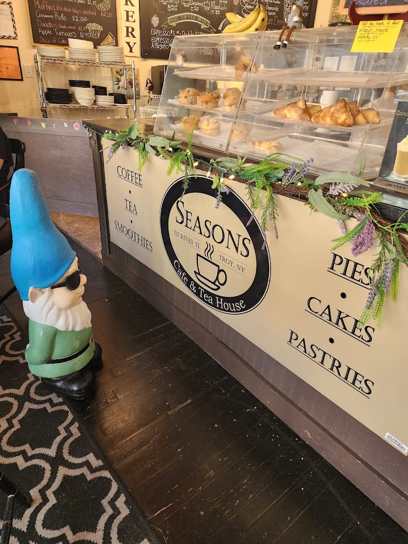 Seasons Cafe & Tea House