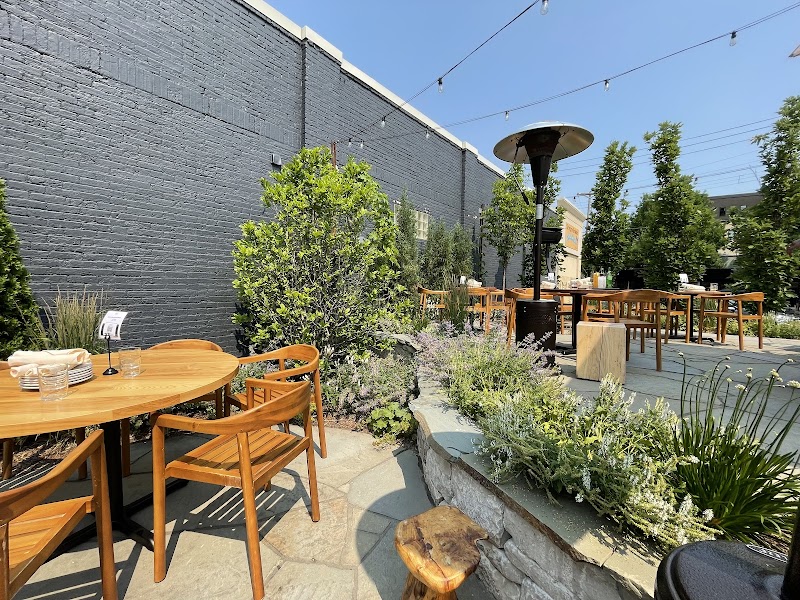 Rosalia Pizza Linden Hills