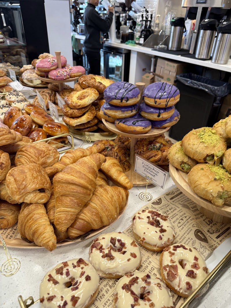 Kneads Bakeshop & Café