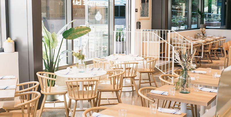 Bluestone Lane Avery Café