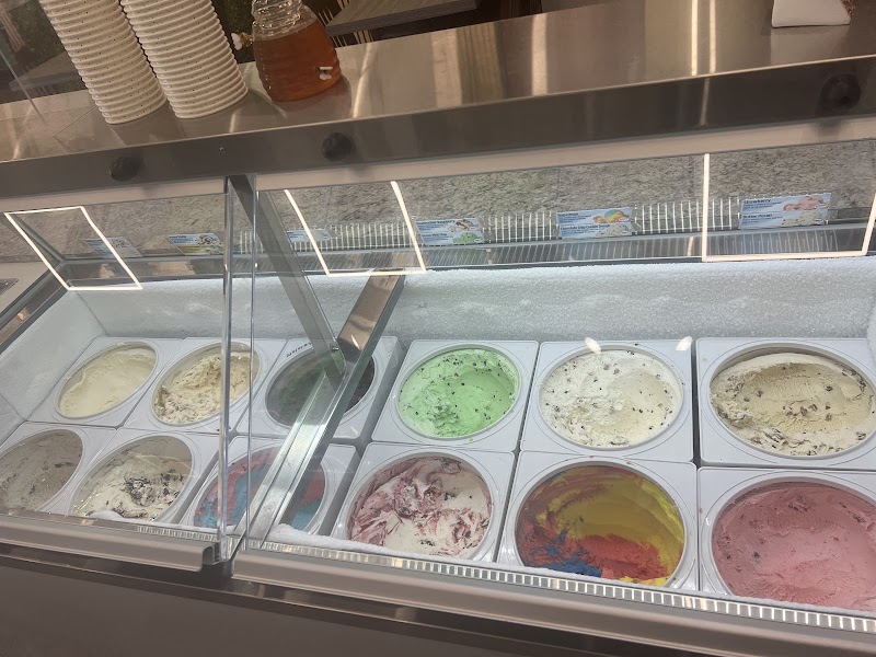 Aden cafe and ice cream