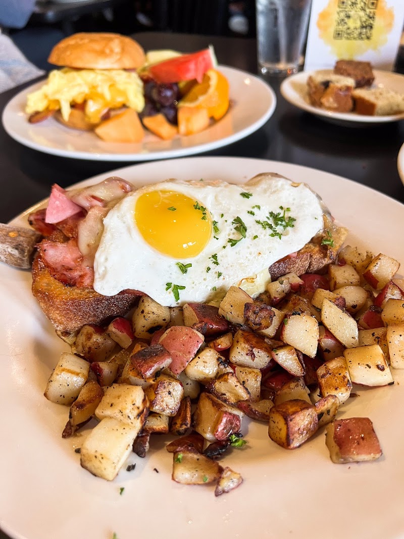 Bread Winners Cafe & Bakery