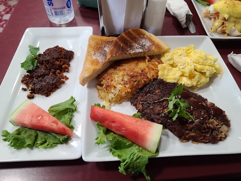 Woody Mountain Coffee & Wine Lounge