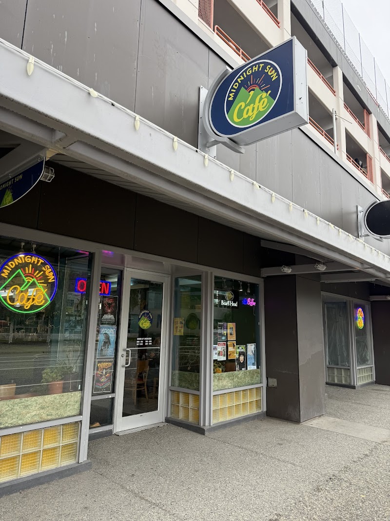 Midnight Sun Cafe
