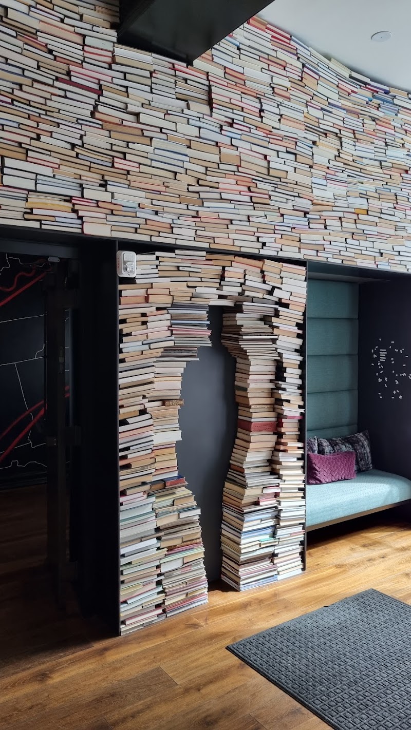 Bluestone Lane Theatre District Coffee Shop