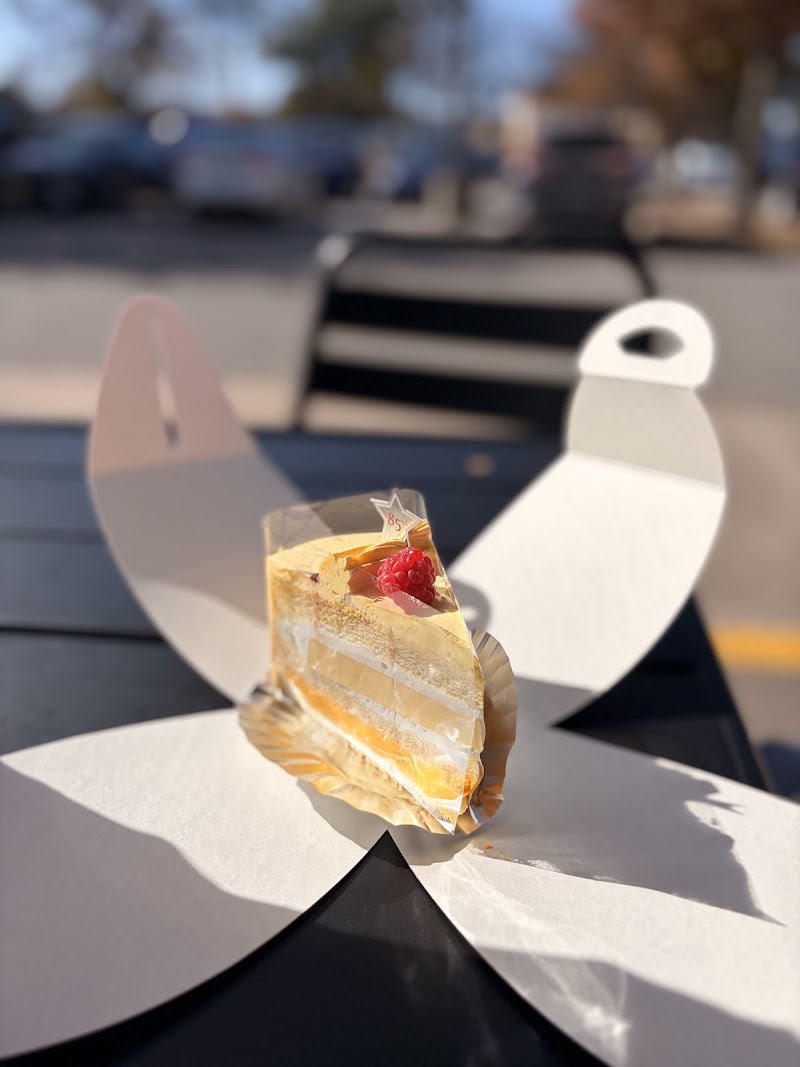 85°C Bakery Cafe - Lakeline