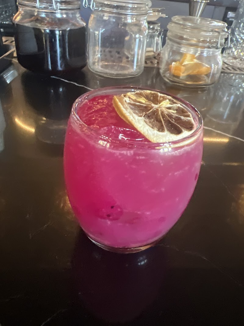 Wiseguy Lounge - Short North