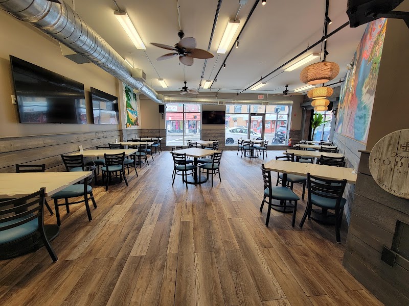 Top Mix Bar & Kitchen JP