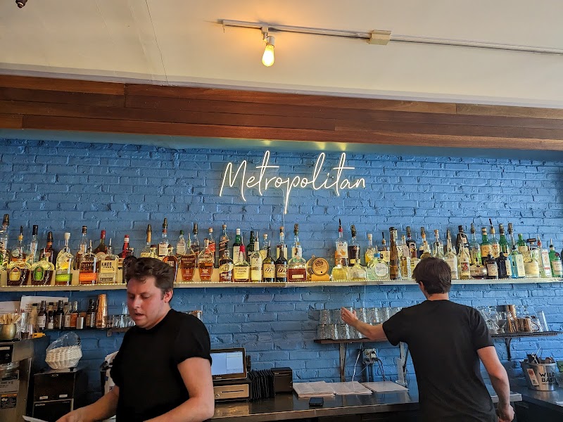 Metropolitan Kitchen & Lounge