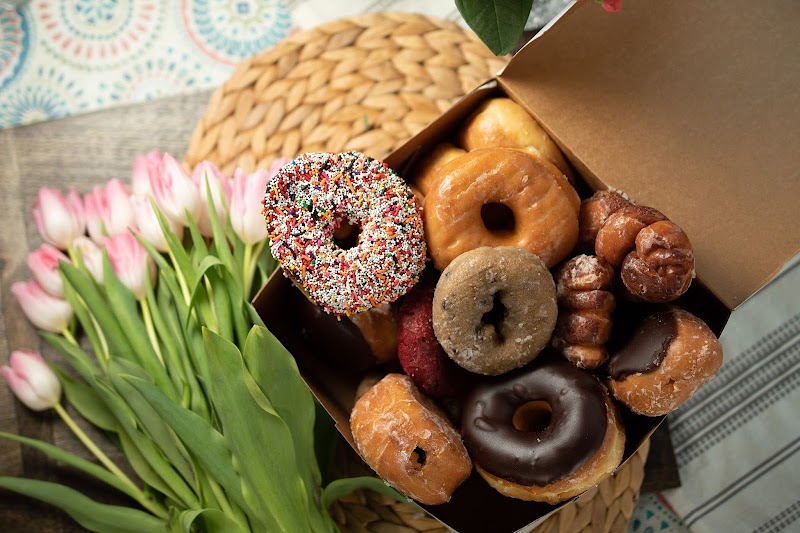 Charlie's Café at Baytowne Wharf