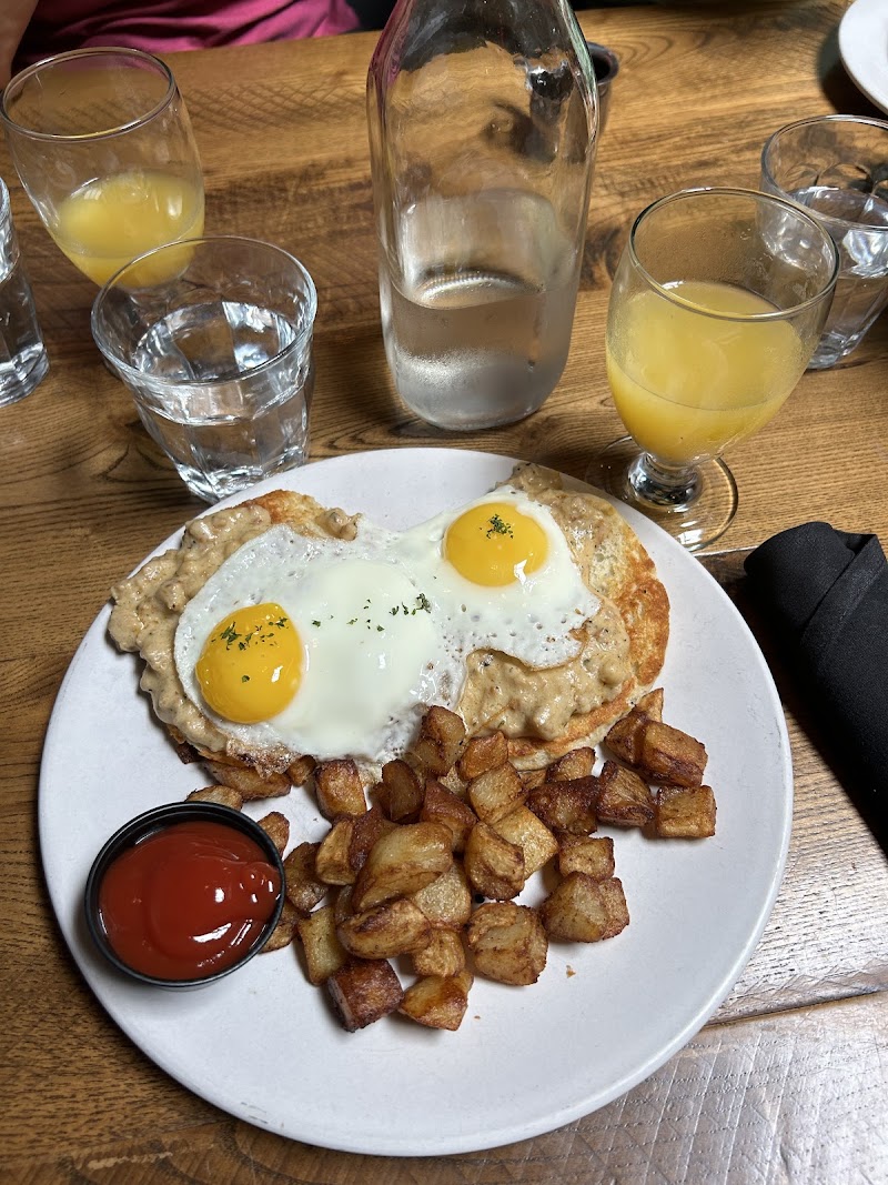 Social52 Kitchen & Craft Bar