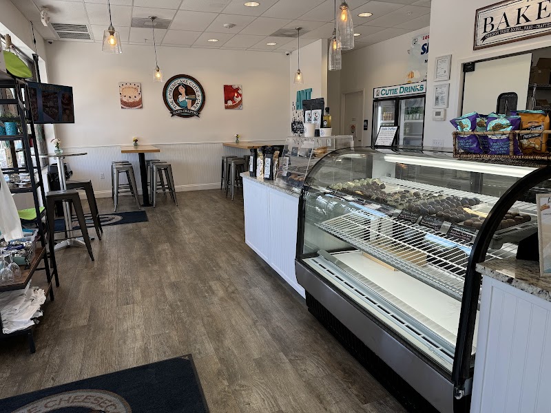The Cheesecake Cutie & Cafe