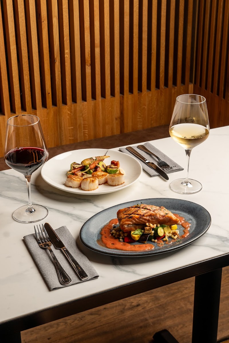 Otto’s Uptown Kitchen Lobby Restaurant