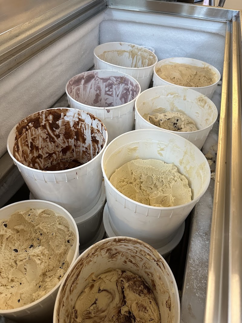 Cayuga Lake Creamery at The Dewitt Mall