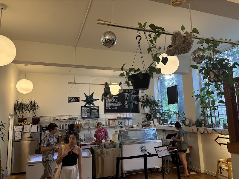 Cayuga Lake Creamery at The Dewitt Mall