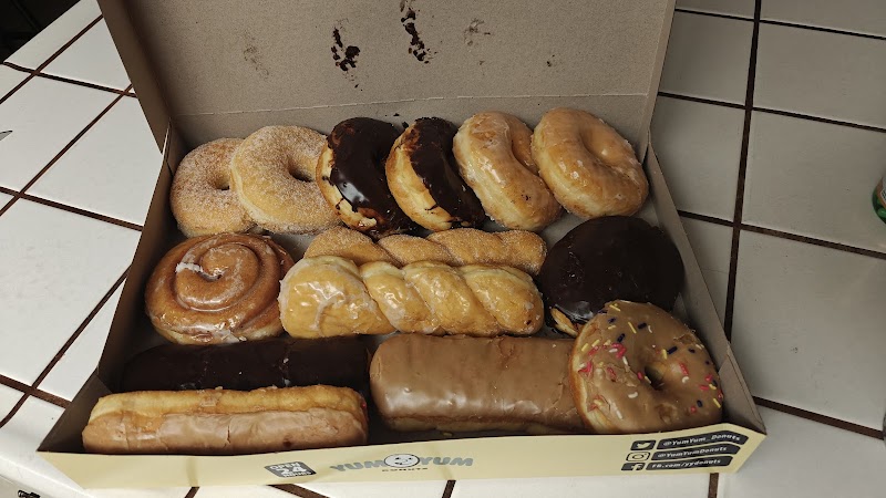 Yum Yum Donuts
