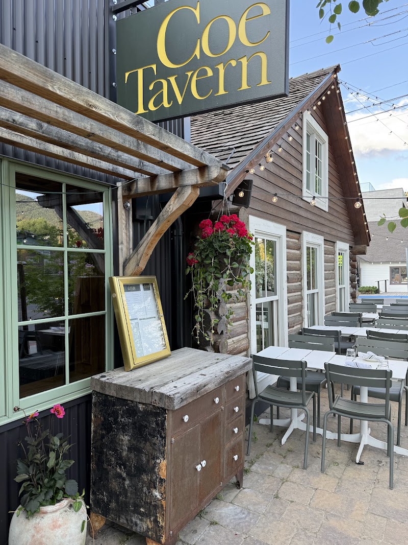 Coe Tavern