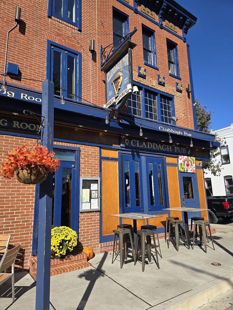 Claddagh Pub