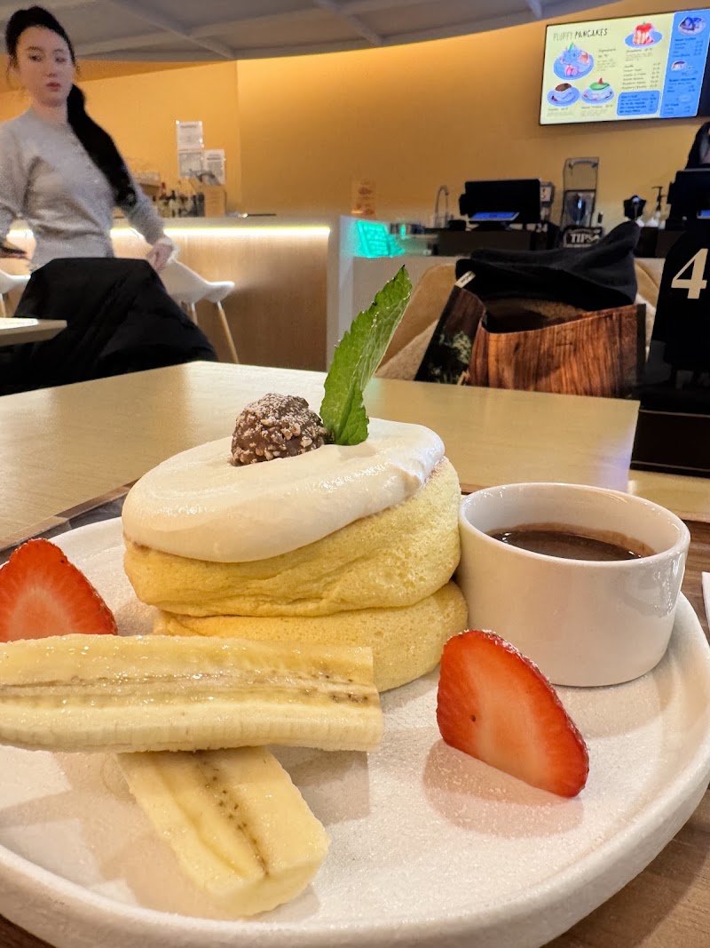 Fluffy Fluffy Cafe & Bar