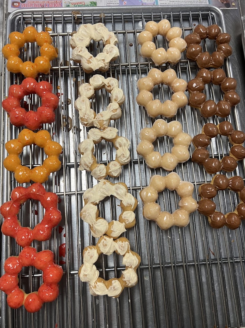 Royal Donuts
