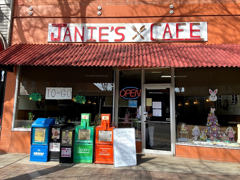 Janie's Cafe