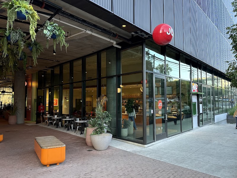 Jo's Coffee – West Campus