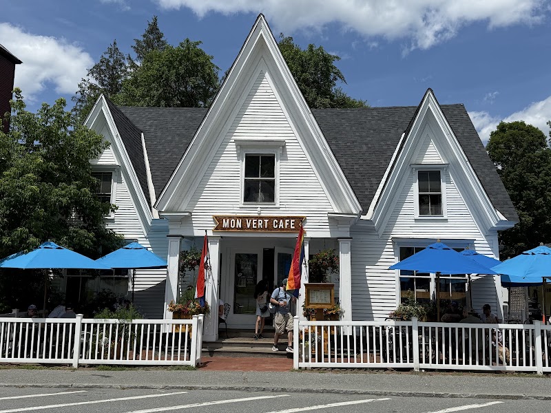Mon Vert Cafe