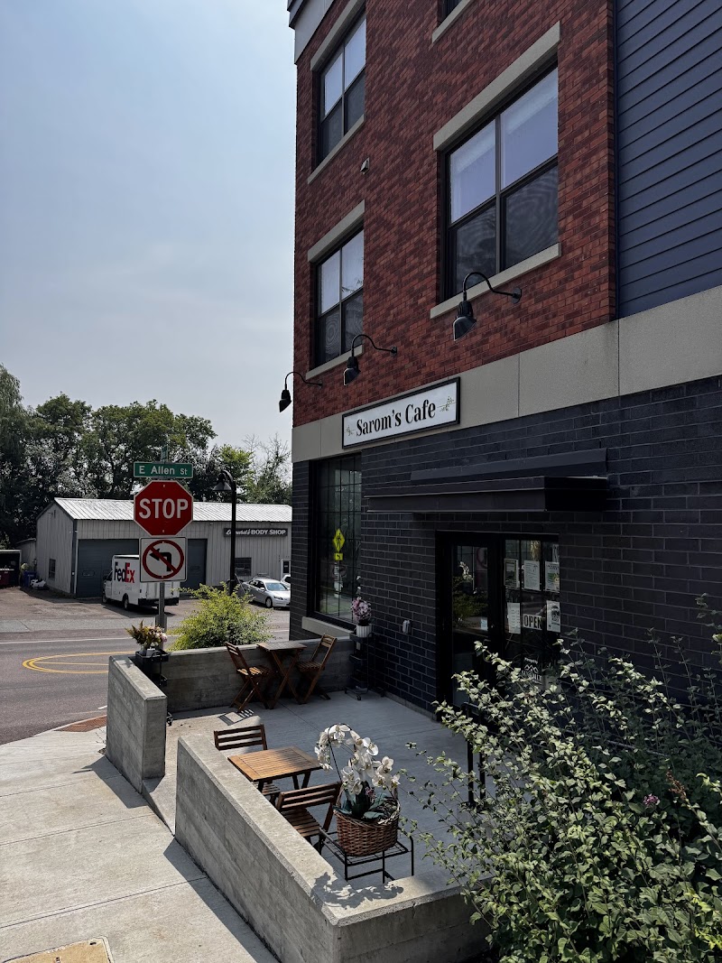 Sarom’s Cafe