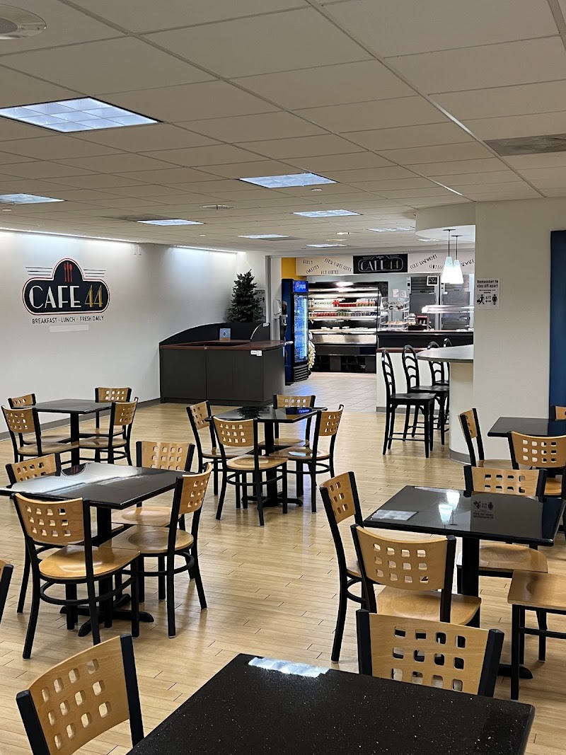 Cafe 44