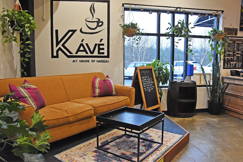 Kávé at House of Haggai